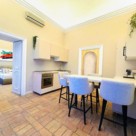 Lux Apartment Cavour Ρώμη Εξωτερικό φωτογραφία