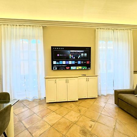 Lux Apartment Cavour Ρώμη Εξωτερικό φωτογραφία