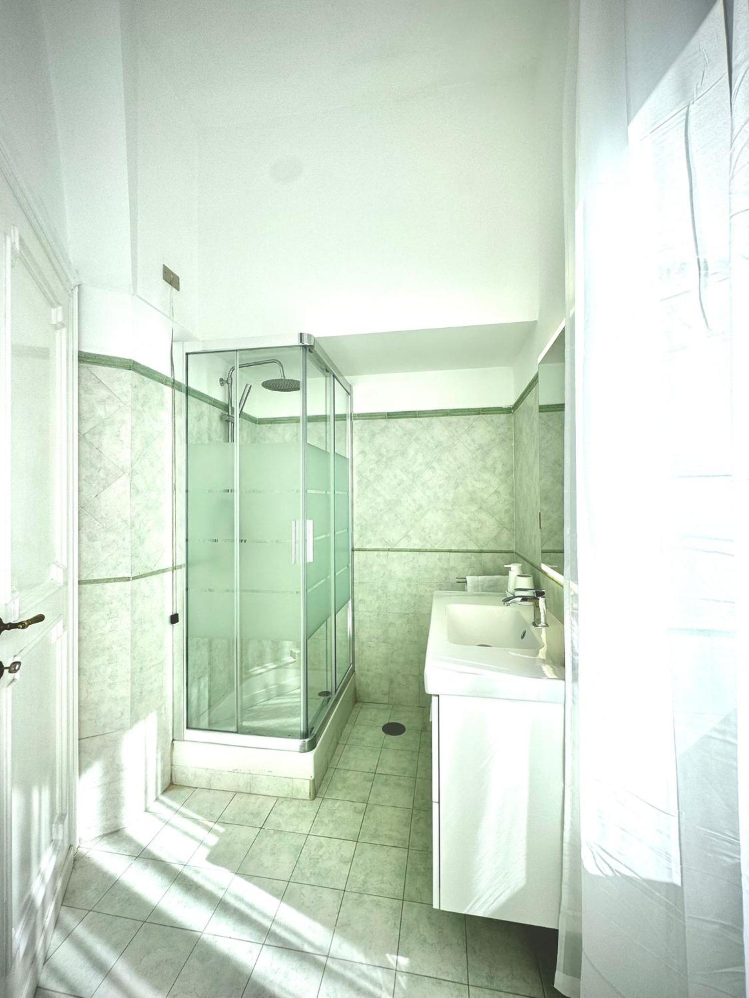 Lux Apartment Cavour Ρώμη Εξωτερικό φωτογραφία