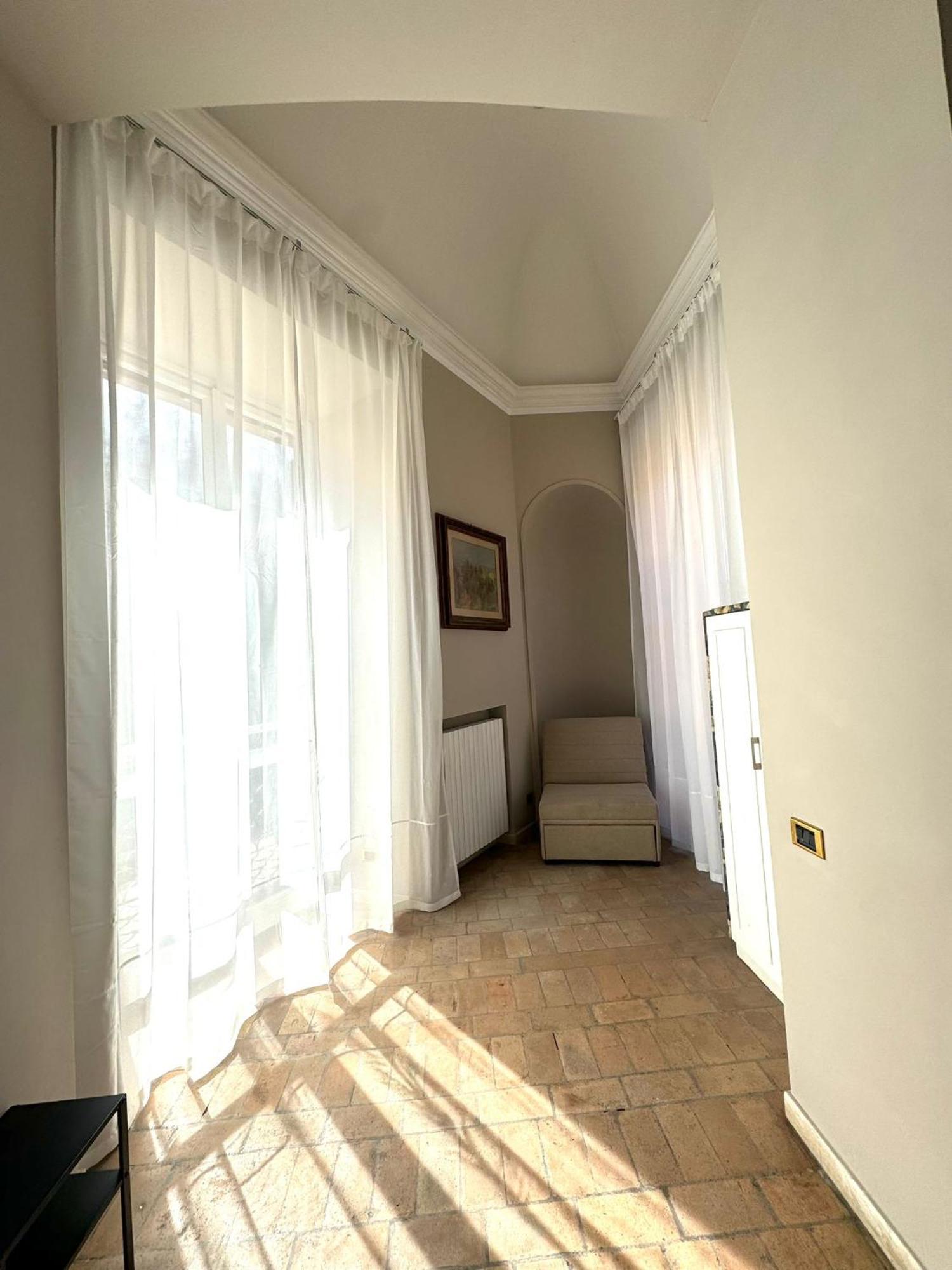 Lux Apartment Cavour Ρώμη Εξωτερικό φωτογραφία