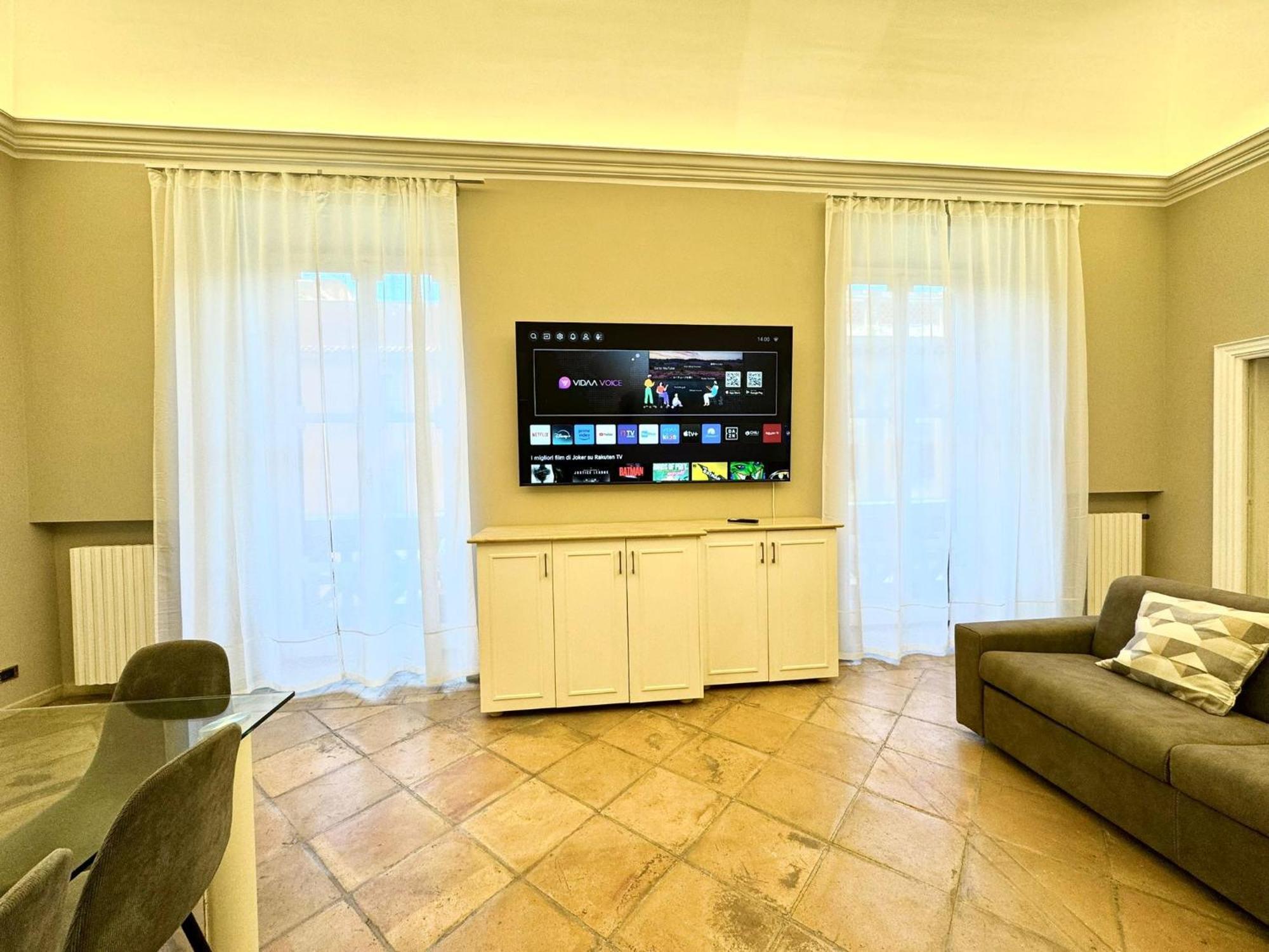 Lux Apartment Cavour Ρώμη Εξωτερικό φωτογραφία